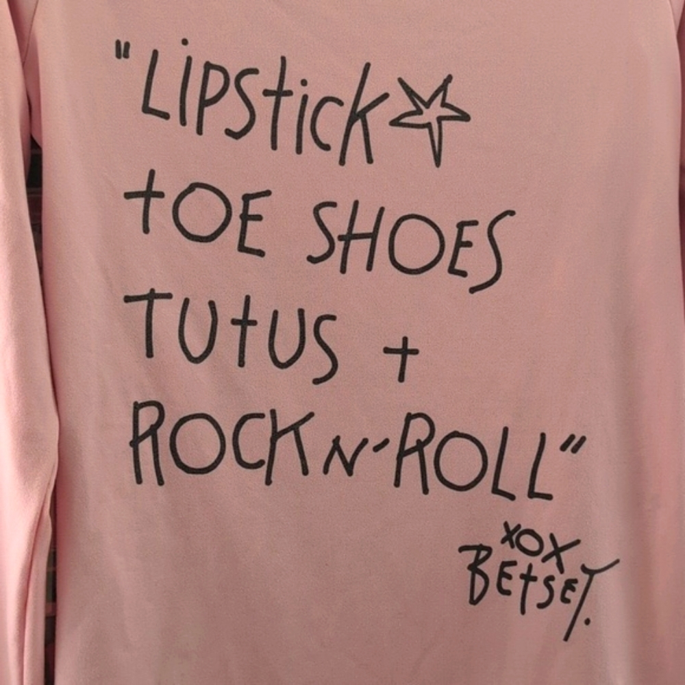 Betsey Johnson - Vintage Pink Graphic Women's Top With Lace Back - Picture 1 of 4
